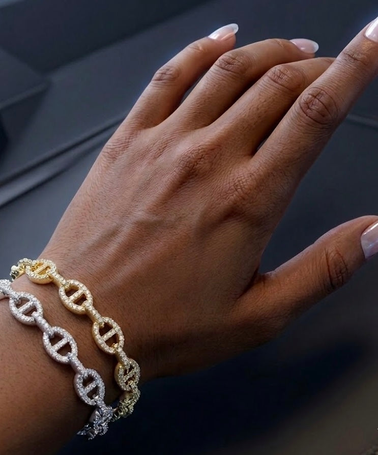 Icy Links Bracelet