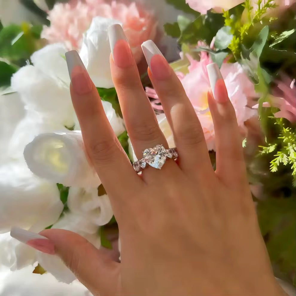 Icy Hearts Babe Ring