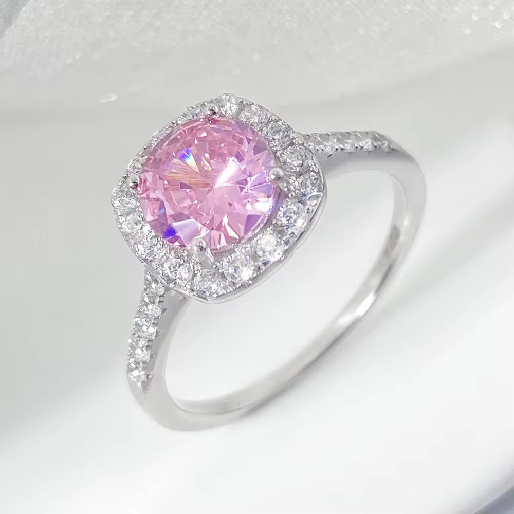 Pretty Girl Icy Ring